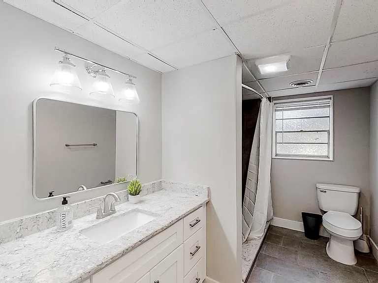 Evenview Dr — Photo 10