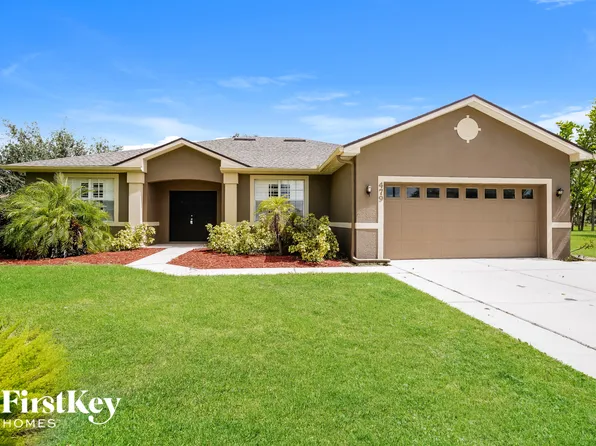 479 Shadow Lakes Dr, Lehigh Acres, FL 33974