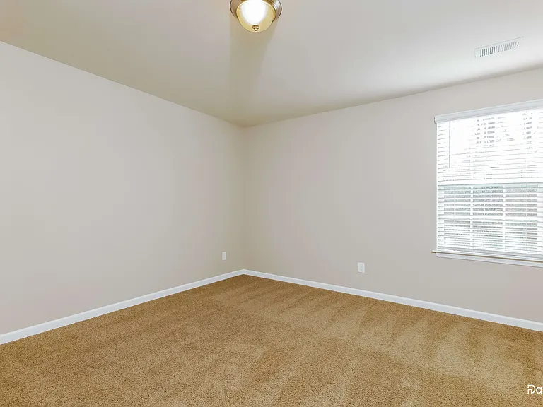 207 Sawyer Ln N — Photo 11