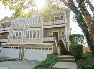 201 E George St, Arlington Heights, IL 60005
