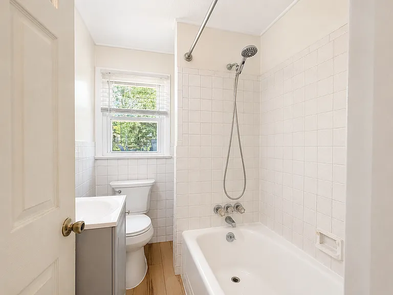 102 Spruce St #A — Photo 18