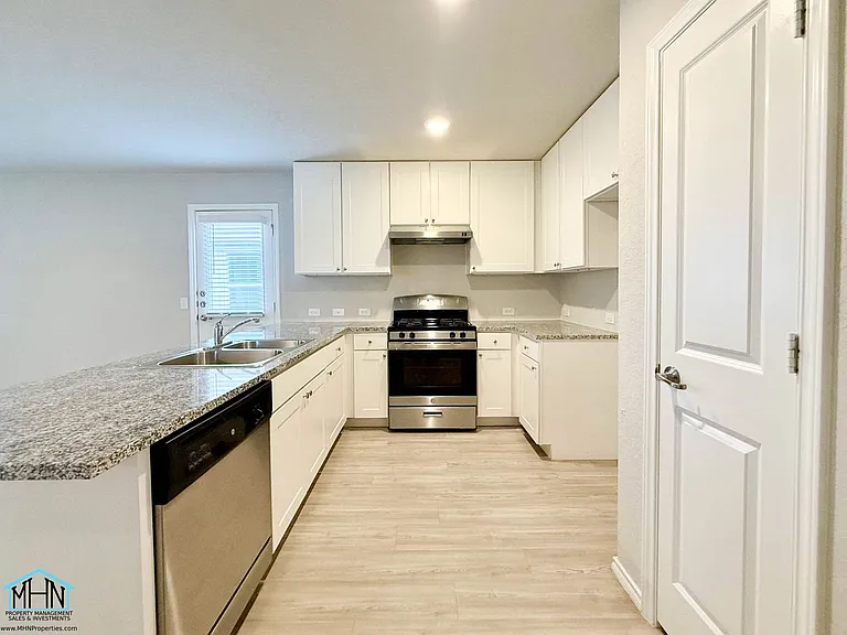5606 Dewberry Run — Photo 6