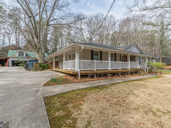 1400 Honeysuckle Dr NW, Conyers, GA 30012