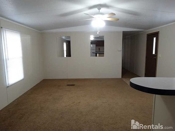 2nd image of 313 S Ross Ave