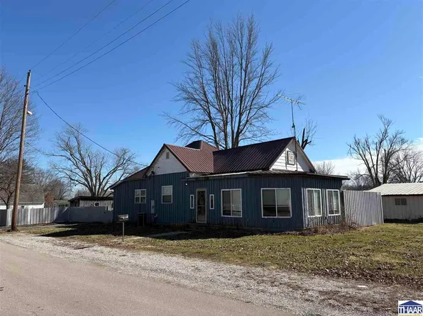 501 E 10th St, Clay City, IN 47841