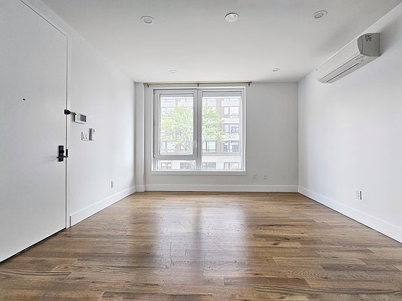 2nd image of 2138 Bedford Ave #1F