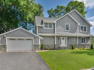 134 E Ackerman Ave, Emerson, NJ 07630