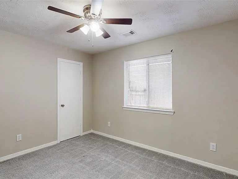 2415 Montana Blue Dr — Photo 16