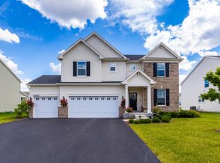 16151 S Lake View Rd, Plainfield, IL 60586