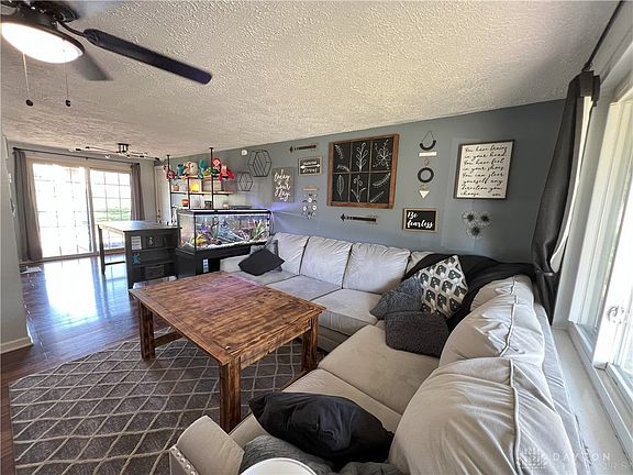 5th image of 6069 Leycross Dr