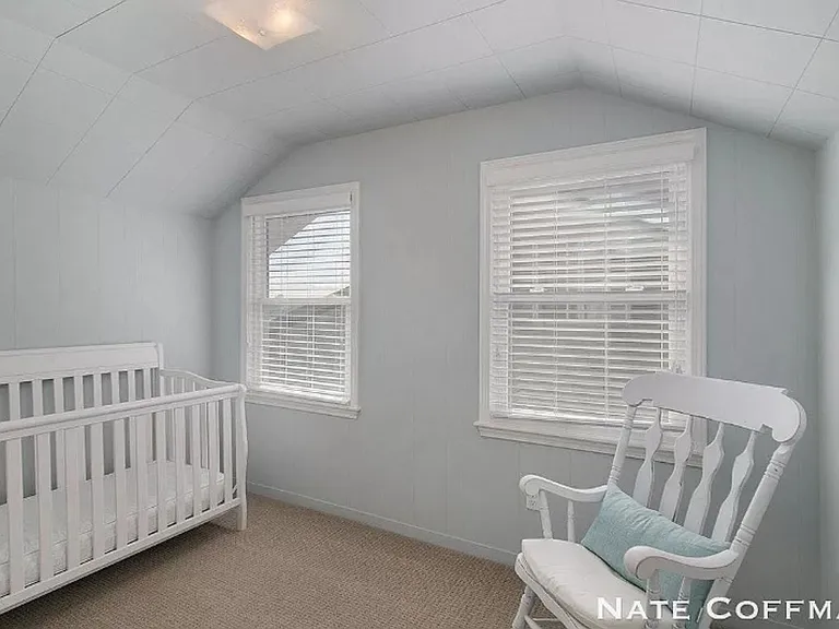 6894 Farrell Dr NE — Photo 18