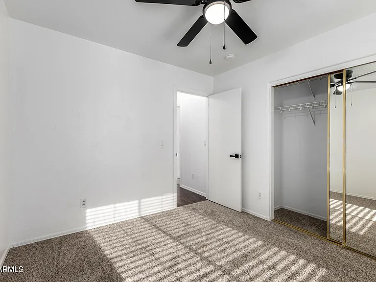 1501 S 113th Dr — Photo 22