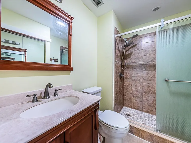 2117 Lakewood Club Dr S #K — Photo 22