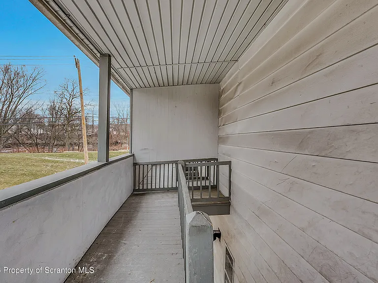 8 Green Ridge St #2 — Photo 17