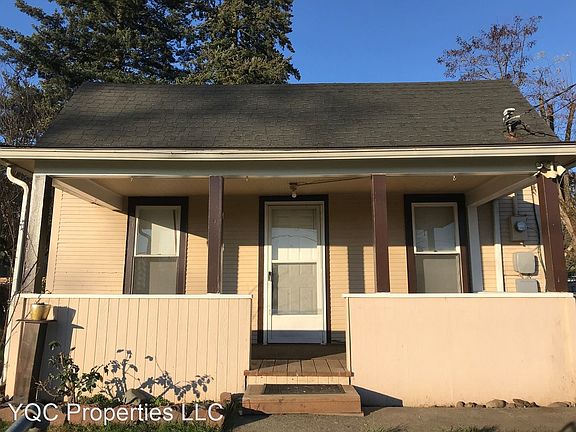 2nd image of 721 SE Tampa St