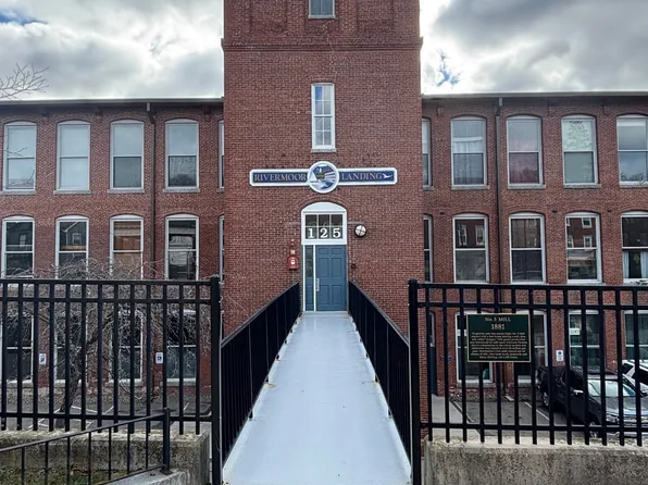 125 Main St APT 36, Newmarket, NH 03857