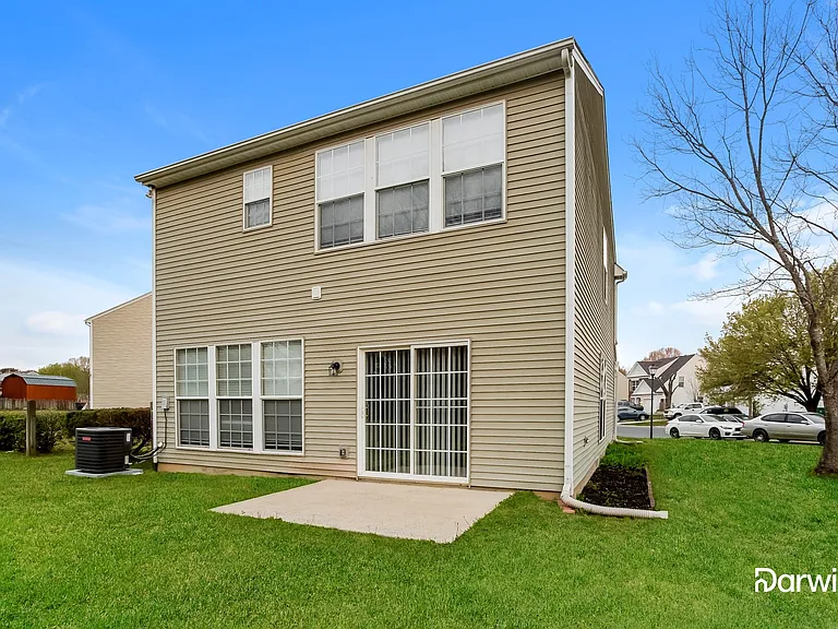 10456 Roundleaf Dr — Photo 14