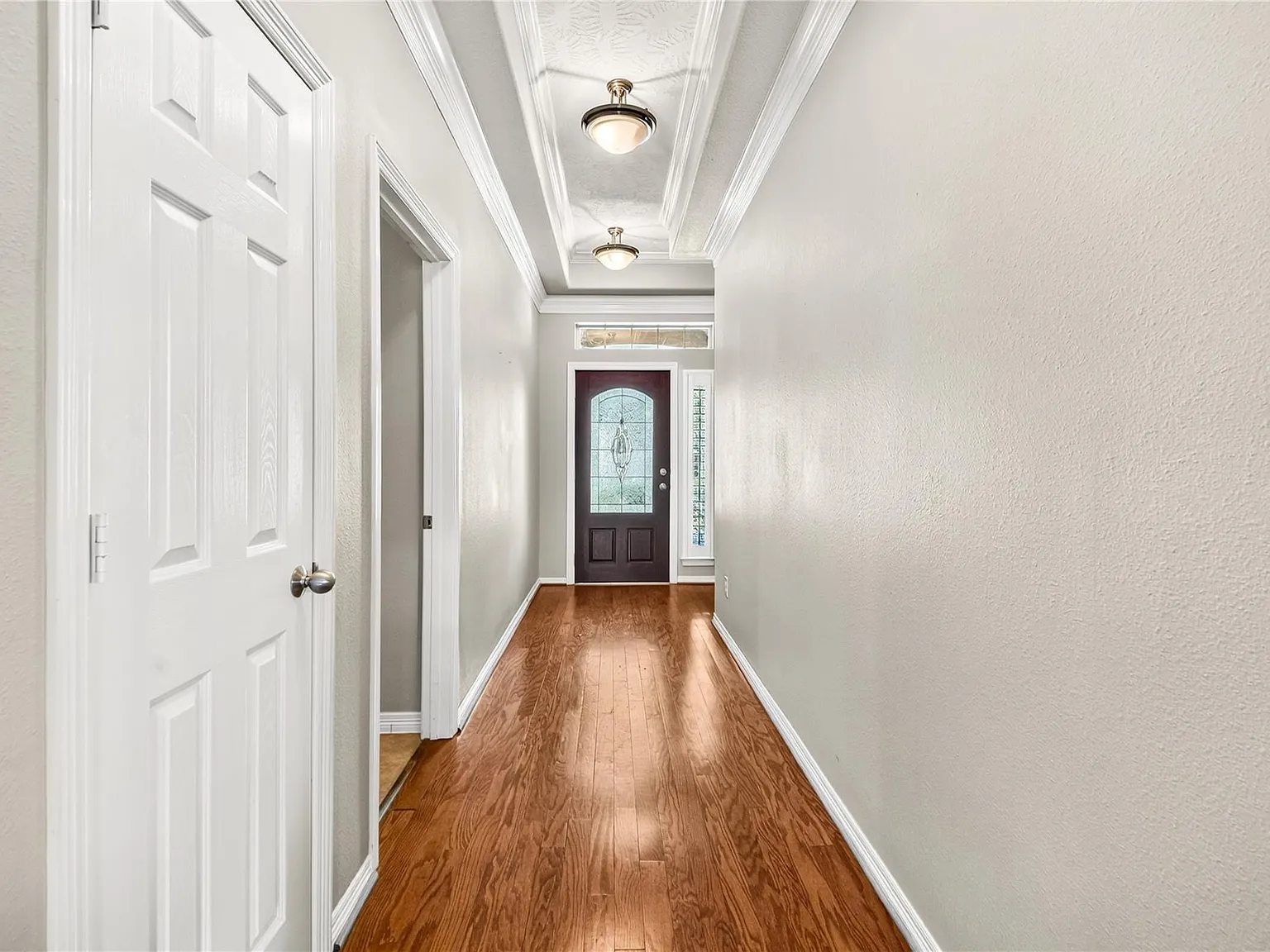 3 bed, 2.5 bath, 2174 sqft, $3,000 — Photo 4