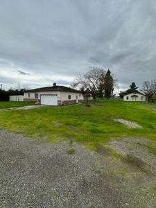 10880 E Mariposa Rd, Stockton, CA, 95215