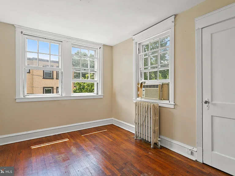 450 Glendale Rd — Photo 12
