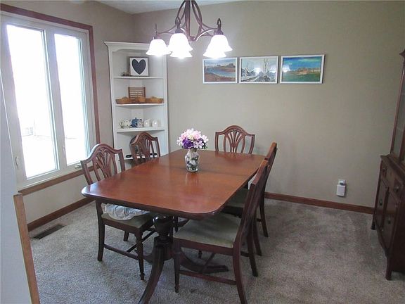 2nd image of 233 Meadow Ln