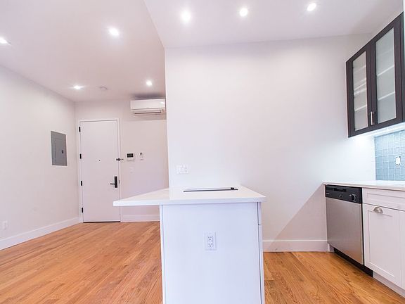 3rd image of 235 S 4th St #4H