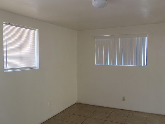 5th image of 8070 E Avon Pl
