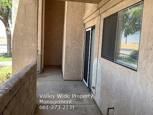 1218 E Avenue Q #I — Photo 6