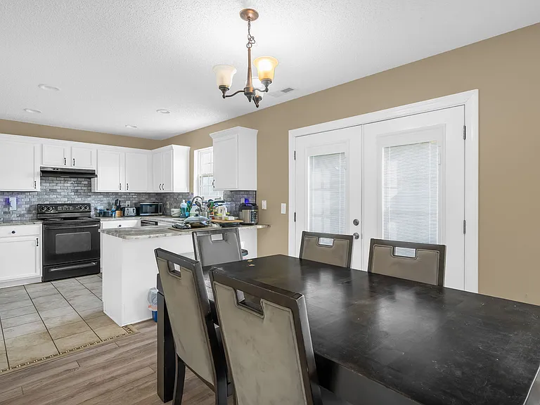 10510 Plantain Ct #6 — Photo 8
