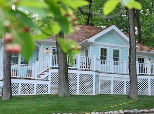 521 Wilmette Rd, Williams Bay, WI 53191