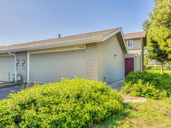 19100 Creekside Pl, Salinas, CA 93908