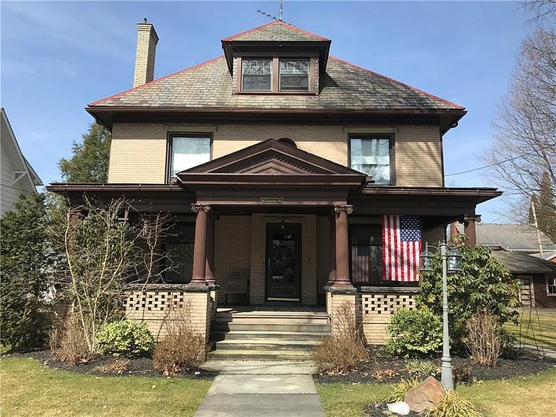 56 Chambers Ave Greenville Pa 16125 Mls 1490312 Zillow