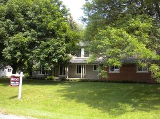 4041 Normanwood Dr, West Bloomfield, MI 48323