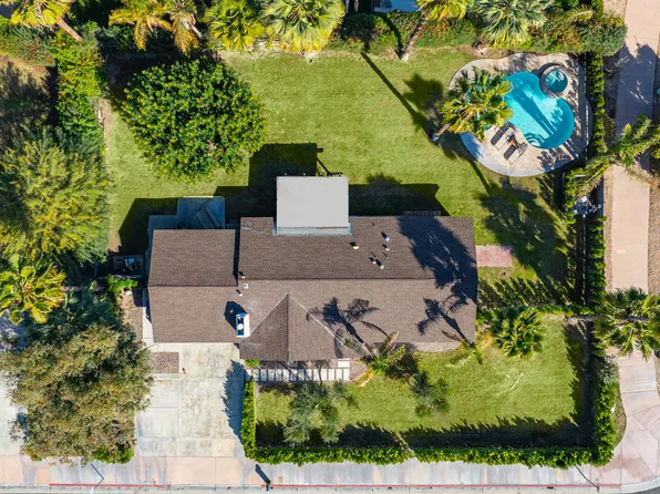 3180 E Escoba Dr, Palm Springs, CA 92264