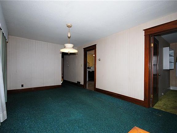 4th image of 347 Davidson Ave