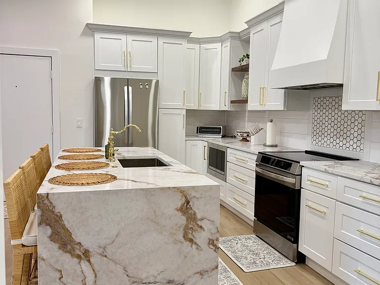 1100 Duncan Cir #202 — Photo 4