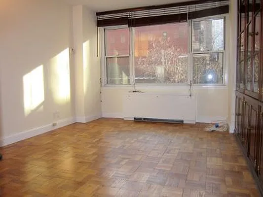 Rented by DSA Realty | media 1