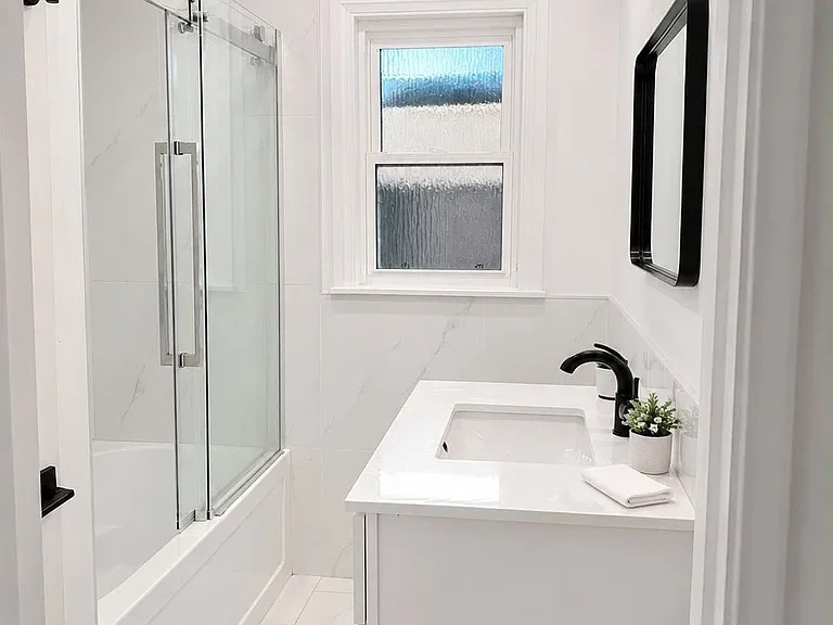 37 Bainbridge Ave — Photo 6