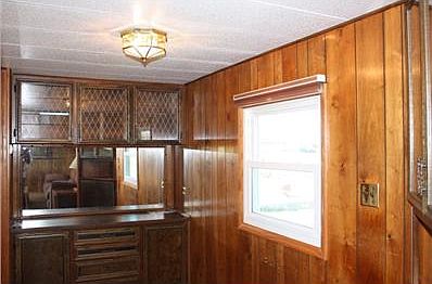 4th image of 107 Appaloosa Ln