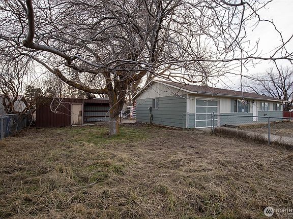 4th image of 1308 E 15th Avenue