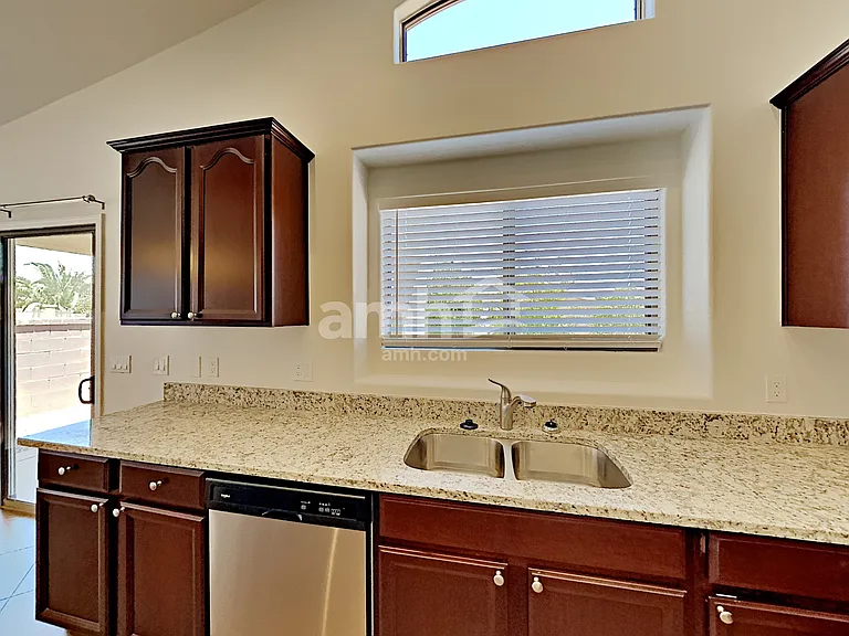 342 W Calle Paso Suave — Photo 5