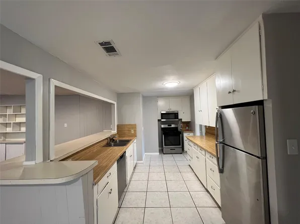 3409 Bacon St, Houston, TX 77021