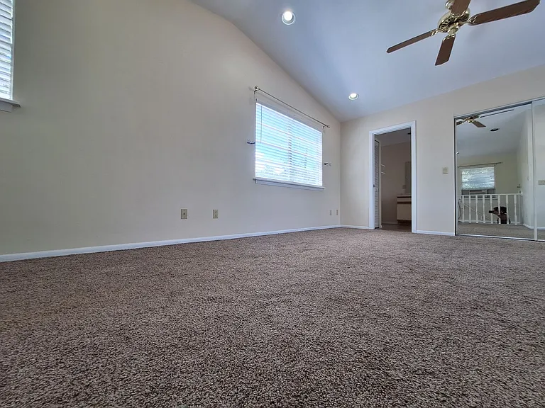 4006 Bayfront Pkwy — Photo 27