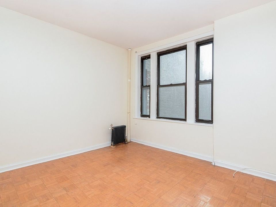1st image of 601 Park Pl #18