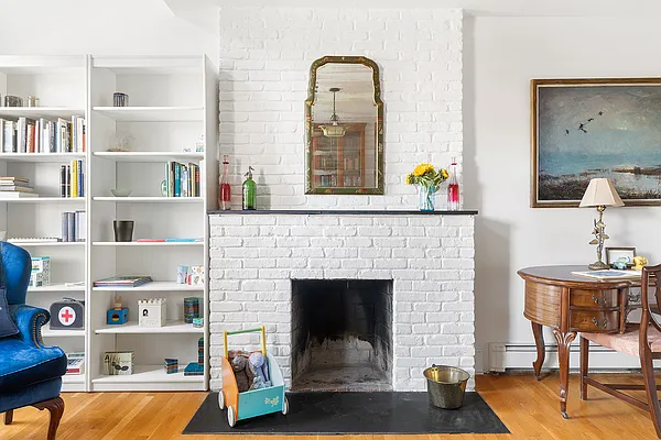 Sold by Compass | media 2