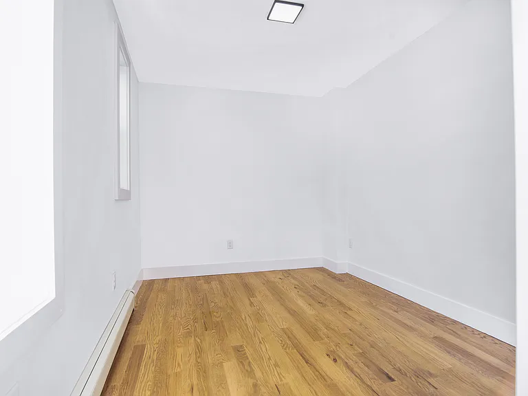 70 Lexington Ave #17E — Photo 3