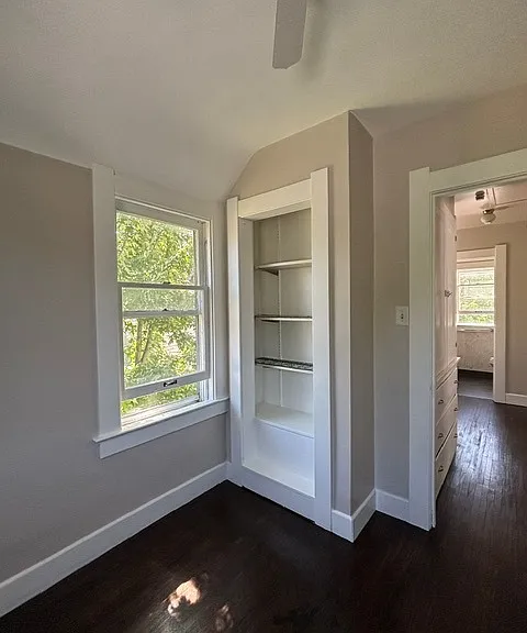 1805 Mansfield Rd — Photo 3