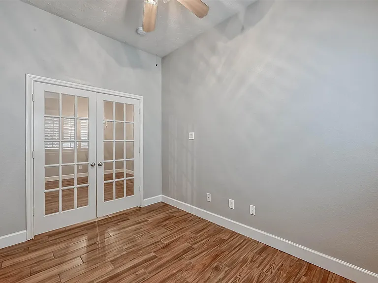 15943 Pleasant Green Cir — Photo 10