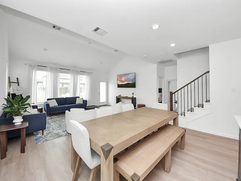 4946 Sky Bluff Dr — Photo 13
