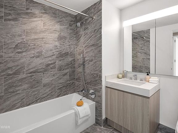 5th image of 675 W 59th St #1503